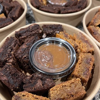 Dipping Box Brownie 