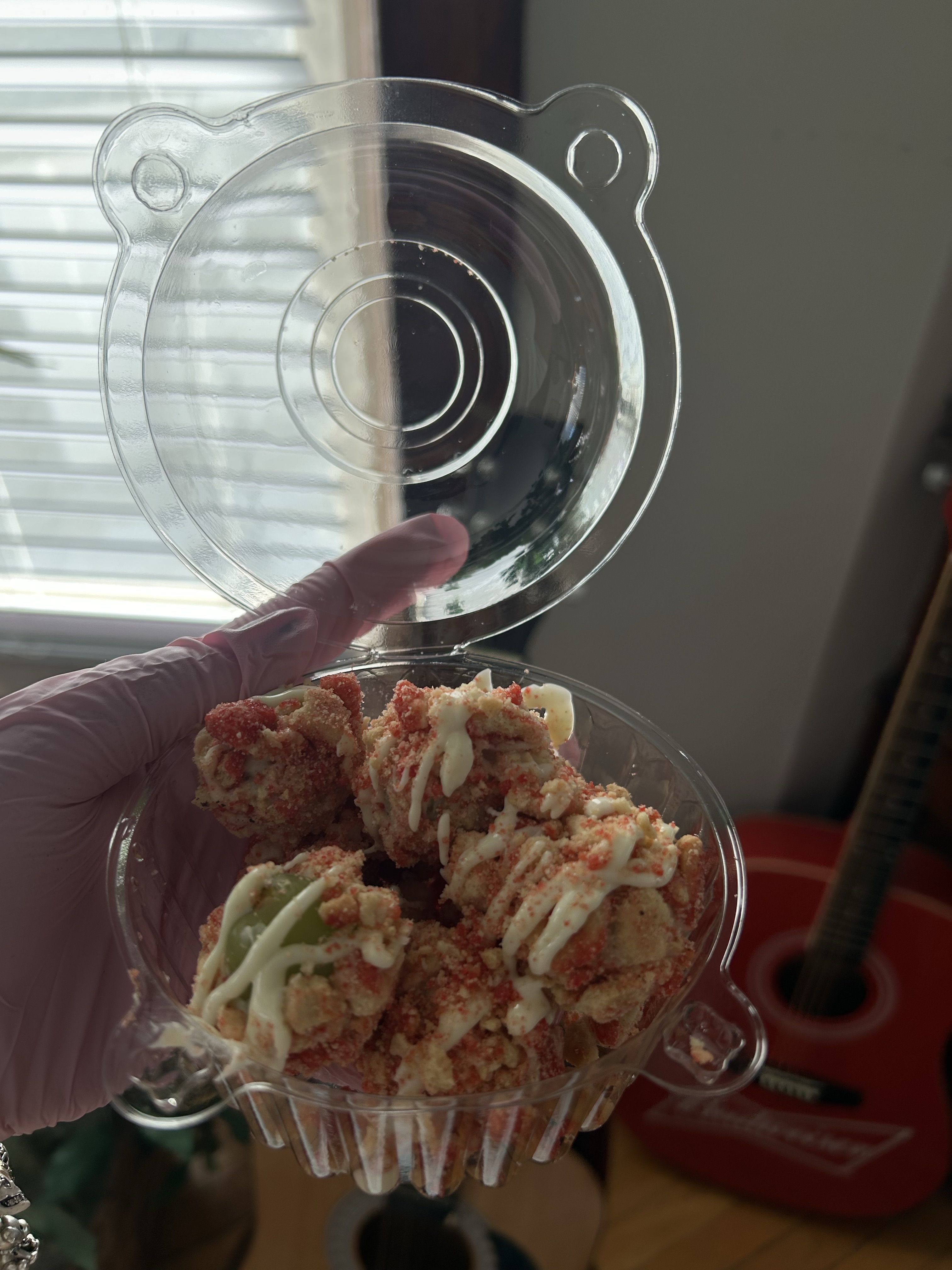 Taffy Grapes (Small)
