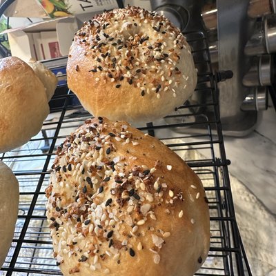 Sourdough Everything Bagels