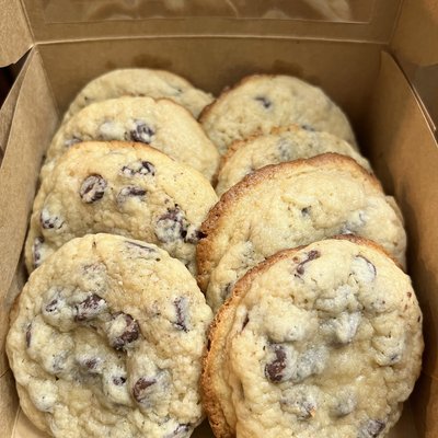 Chocolate Chip (Box of 8)