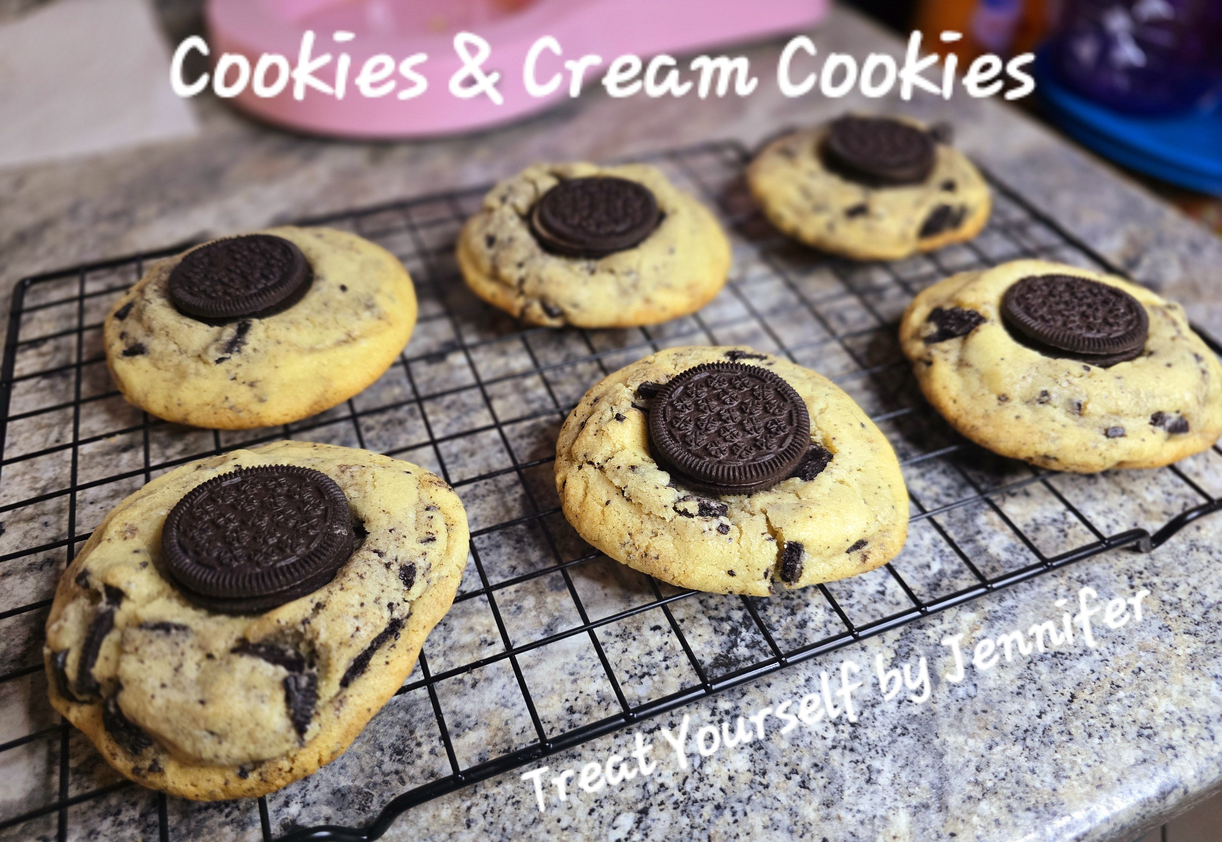 Jumbo Cookies & Cream Cookies