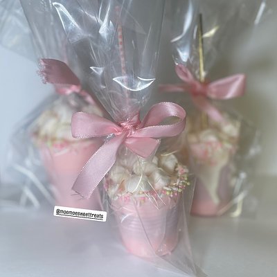 Hot Cocoa Bombs & Cups 