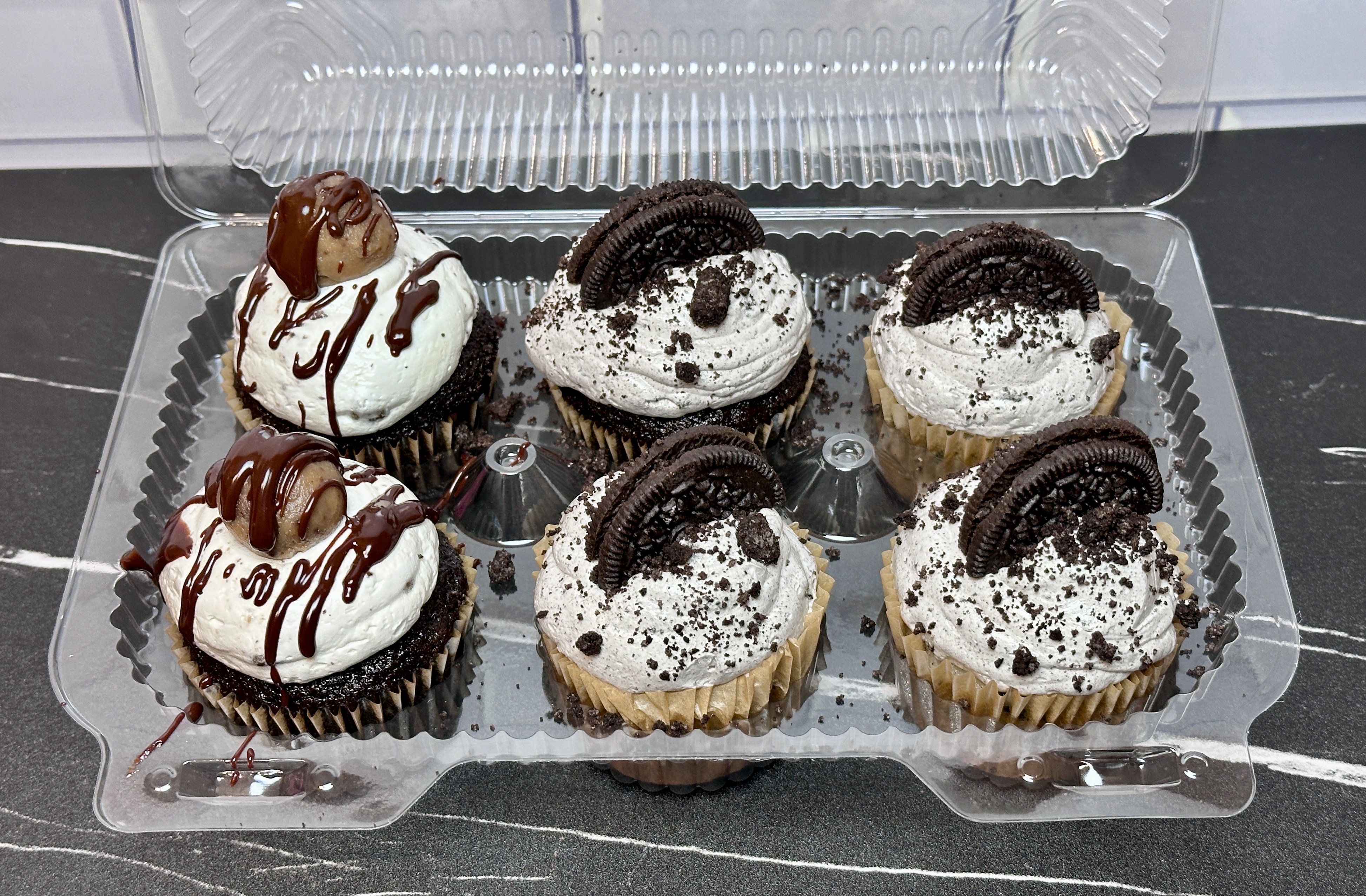 Cupcakes - Dozen, Filled 