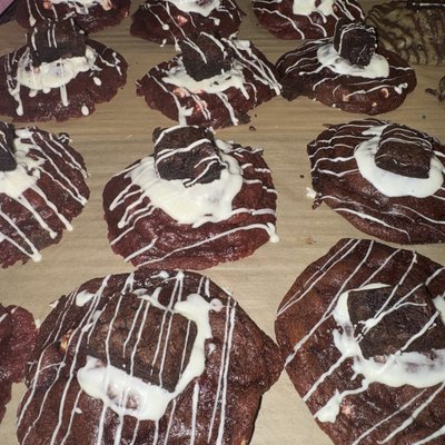 Red Velvet Brownie Cookie
