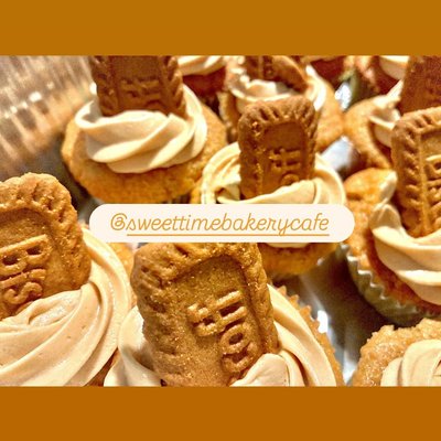 Cookie Butter Lovers Party Special 4 Dozen With Delivery 