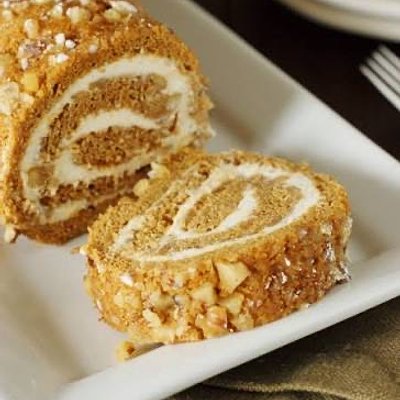 Pumpkin Roll With Nuts 