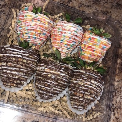 Chocolate Covered Strawberries (1/2 Dozen )