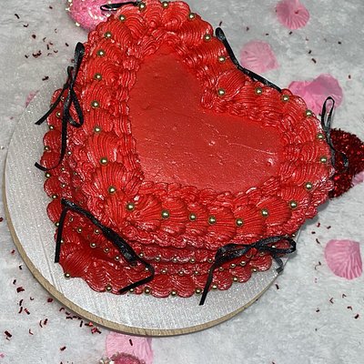 6 Inch Heart Cake/ Pastel De Corazón De 6 Pulgadas