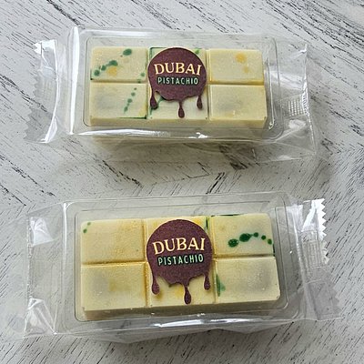White Dubai Pistachio Mini Bar