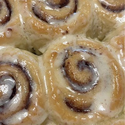 Cinnamon Rolls - 12