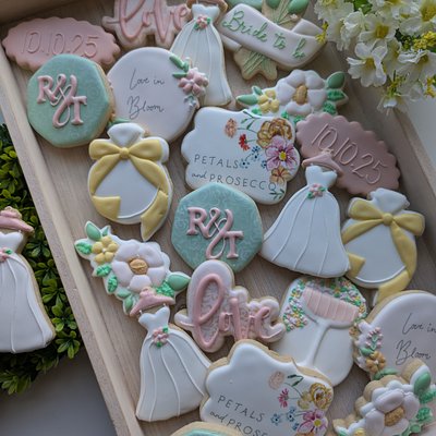 Custom Decorated Cookies 