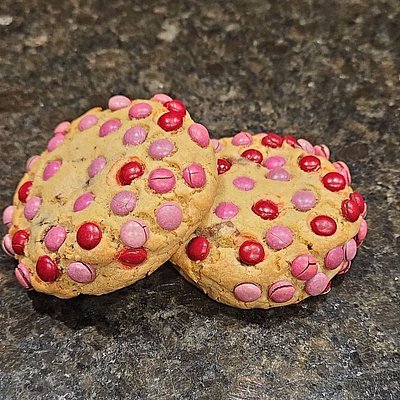 Valentines m&m (6ct large cookies)