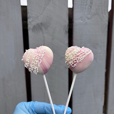 Heart Cake Pop