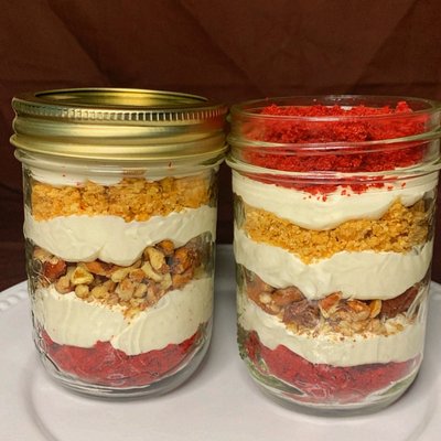 8oz Red Velvet Cheesecake Jar 