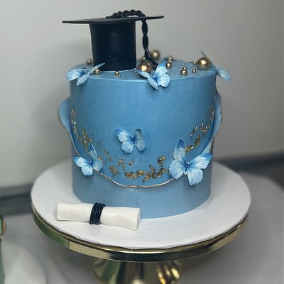 6 Inch Grad Cake 
