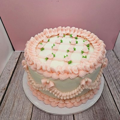 8 Inch Cake [Serves 24-32]