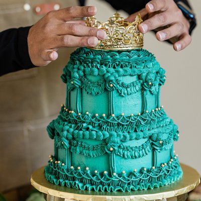 Round Cakes 