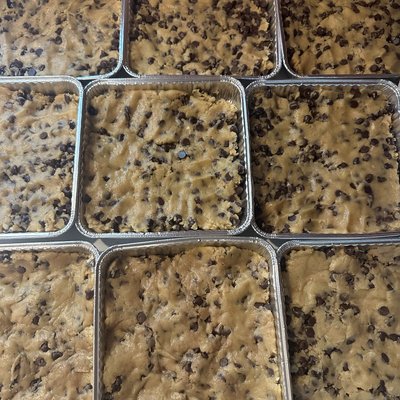 Chocolate Chip Cookie Bars (1/2 Pan)