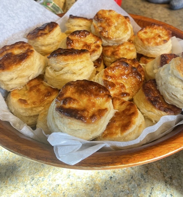 8pk Honey Buttermilk Biscuits 