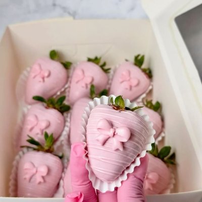 Custom Dipped Berries 