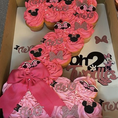 # Cupcake Cake 