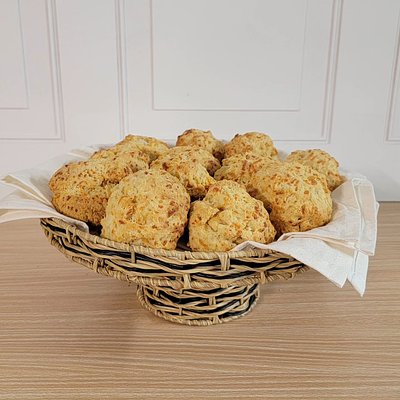 Dozen Garlic Cheddar Buiscuits 