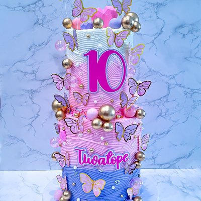 Tall Two Tier Cake 