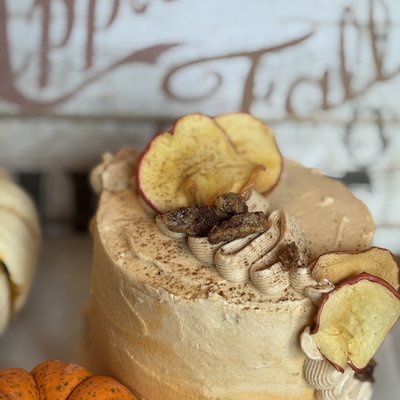 Pecan vanilla latte cake 4” Gf/df
