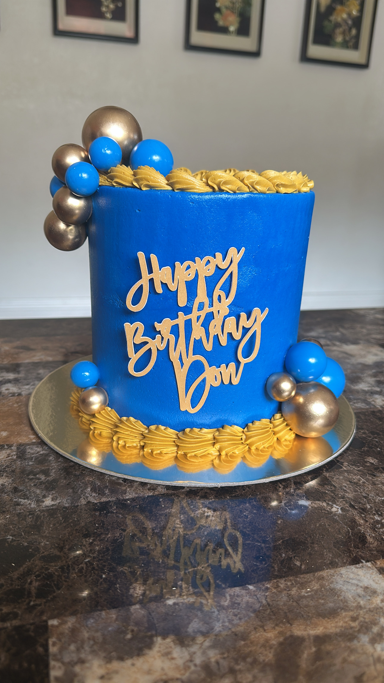 6” Round Cake