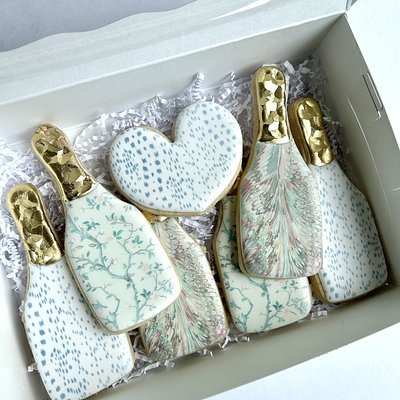Champagne Bottle Gift Set