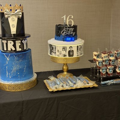 Small Smash Cake + Celebration Cake & Treats Bundle