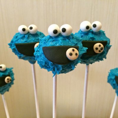 Cake Pops (12)