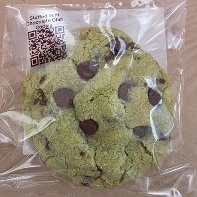 Mint Chocolate Chip  (STUFFED) 1/2 Dozen (6)