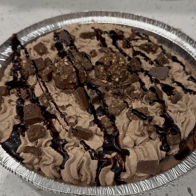 Ferro Rocher Tres Leches (8x8 IN)