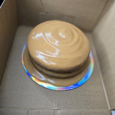 Golden Carmel Cake