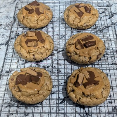 Reese's Peanut Butter Cup Cookies 