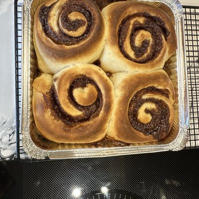 Cinnamon Rolls 8x8 Pan