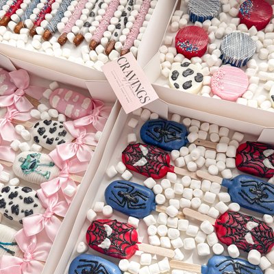4 Dozen Deal + 6 Cupcakes 10/18-11/18