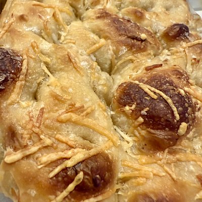 Roasted Garlic Parm Focaccia 