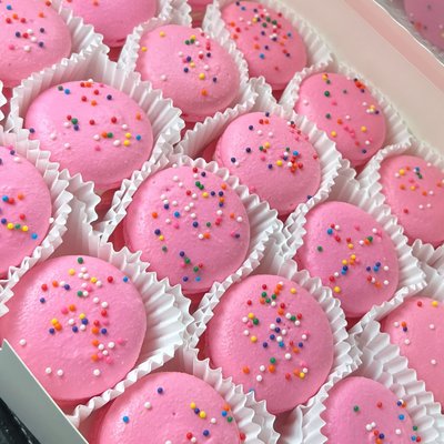 1 Dozen Classic Macarons 