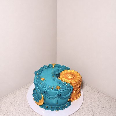 Sun & Moon Cake
