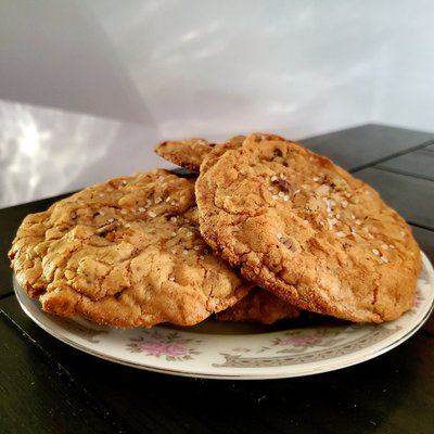 Salted  Chocolate Chip Cookies - Standard 12pk