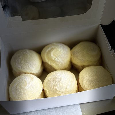 6pk Pan De Quezo
