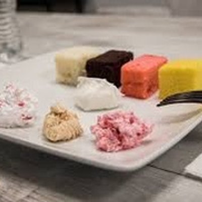 Cake Consultation & Tasting