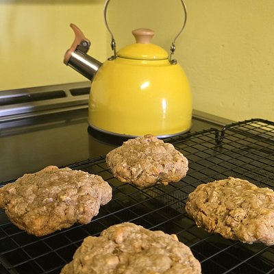 [Copy] Apple Cinnamon Oatmeal Cookie