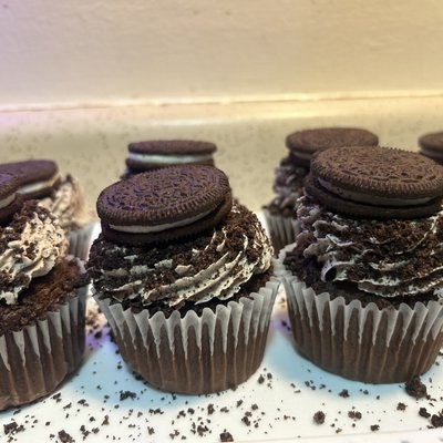 Oreo Cookie cupcakes 