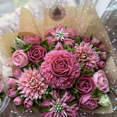 7 Floral BouqCakes 