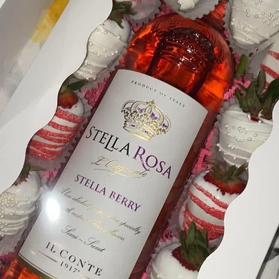 Strawberry Wine Box