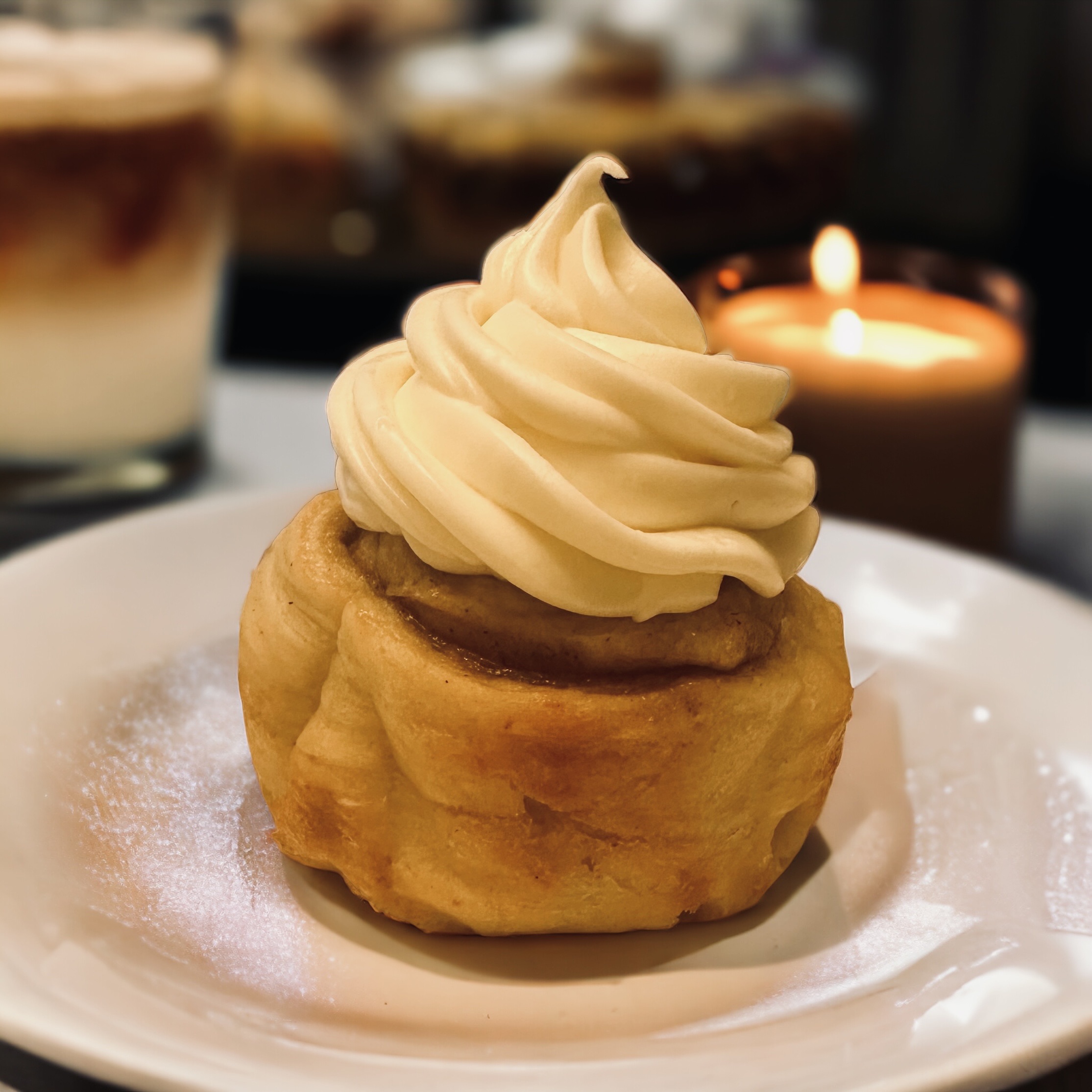 The OG Cinnamon Roll 