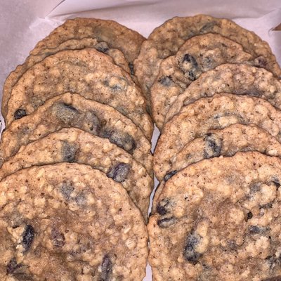 Oatmeal Raisin-Dozen